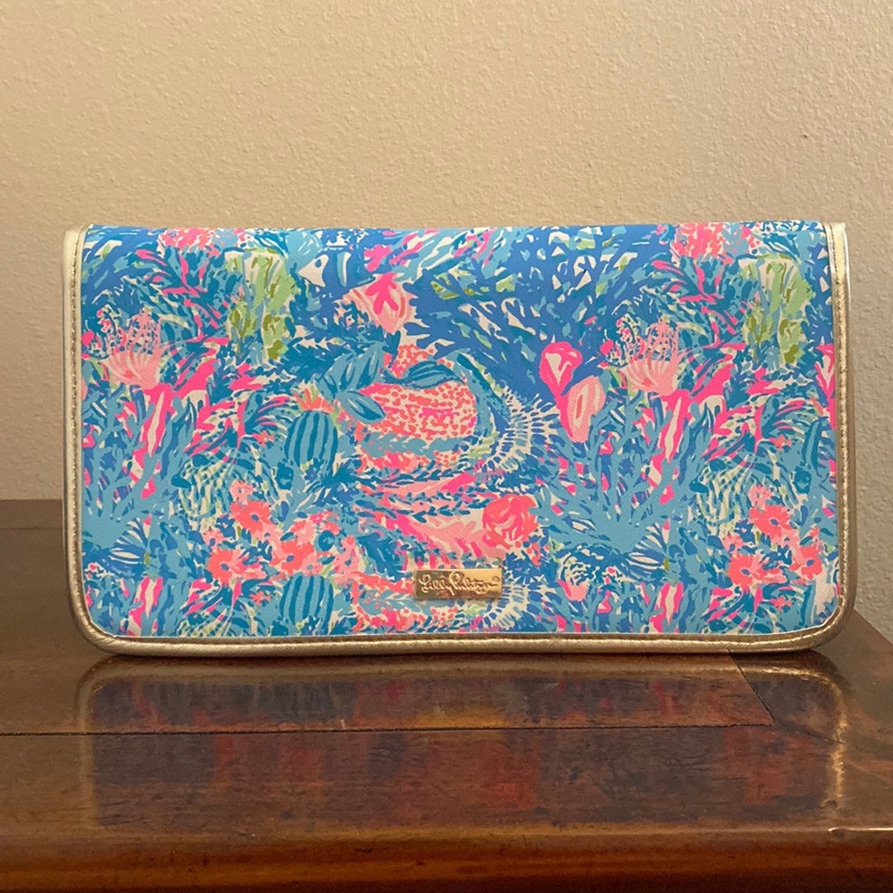 Lilly Pulitzer NWOT GWP Travel Case